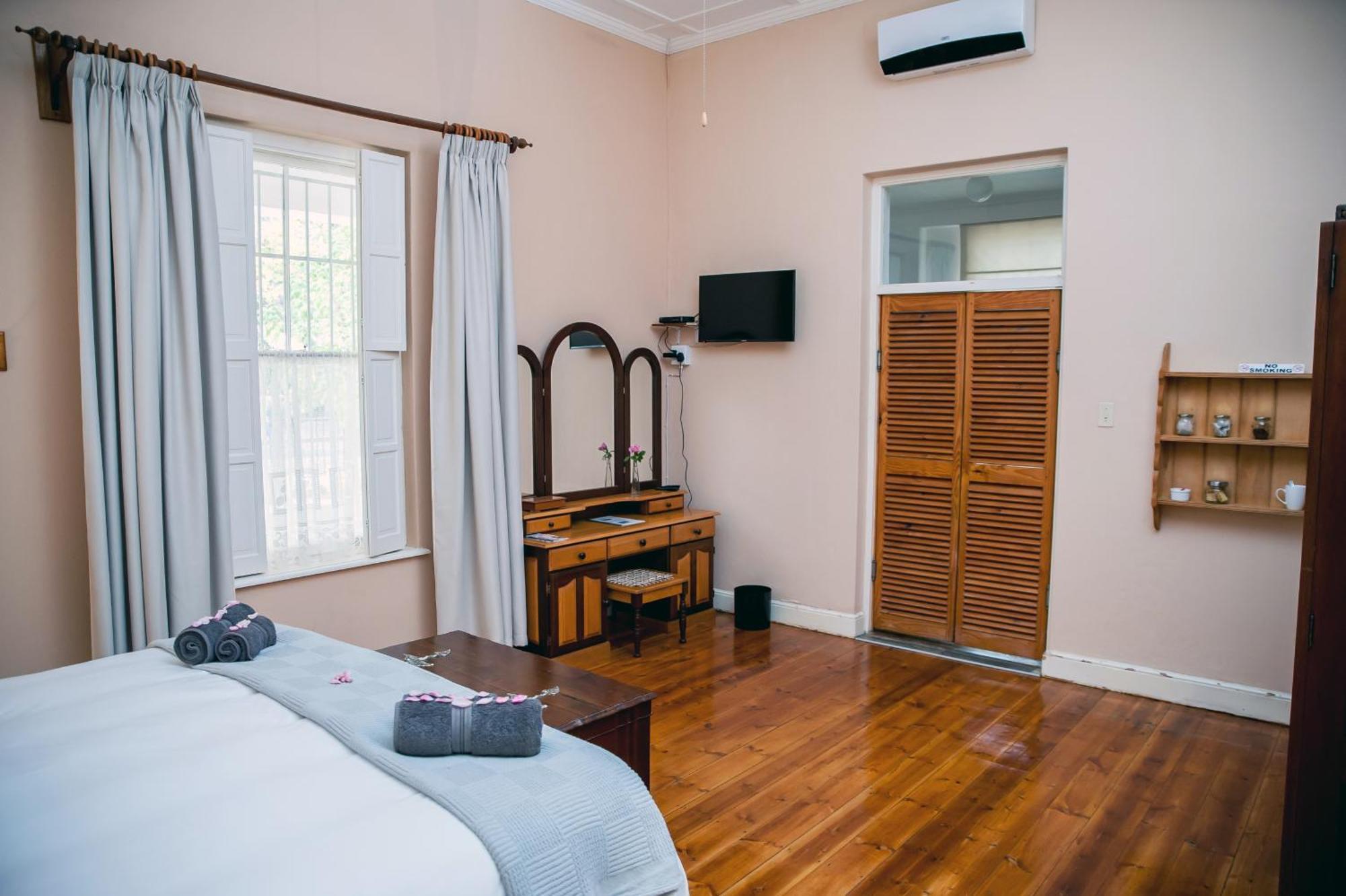 Petal'S Place Robertson Habitación foto